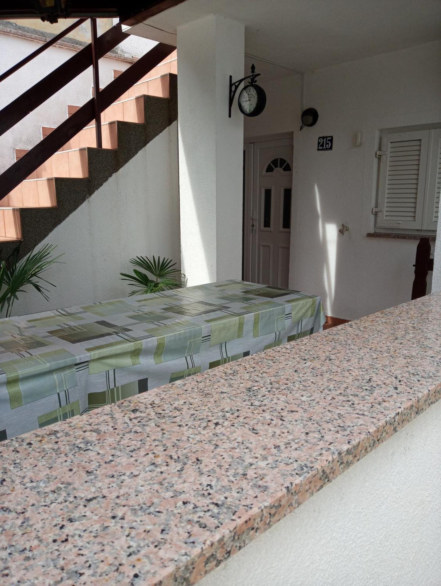 Apartmani Sersic Baška Exterior foto