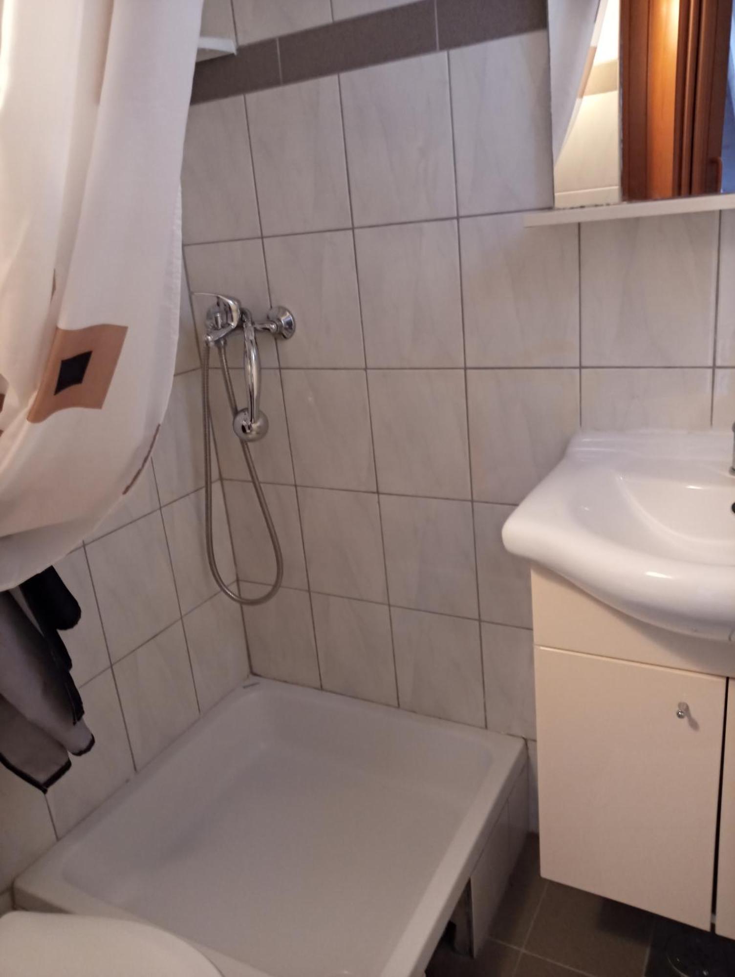 Apartmani Sersic Baška Exterior foto